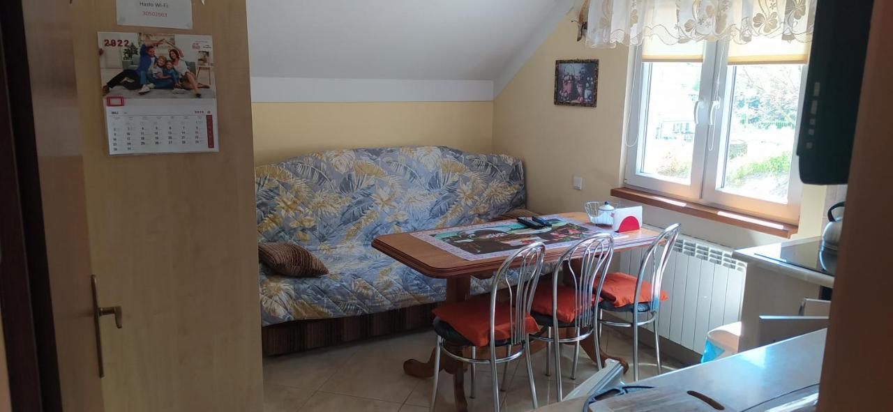 Domek Rodzynek Hoczew Buitenkant foto